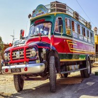 bus-2852223_640